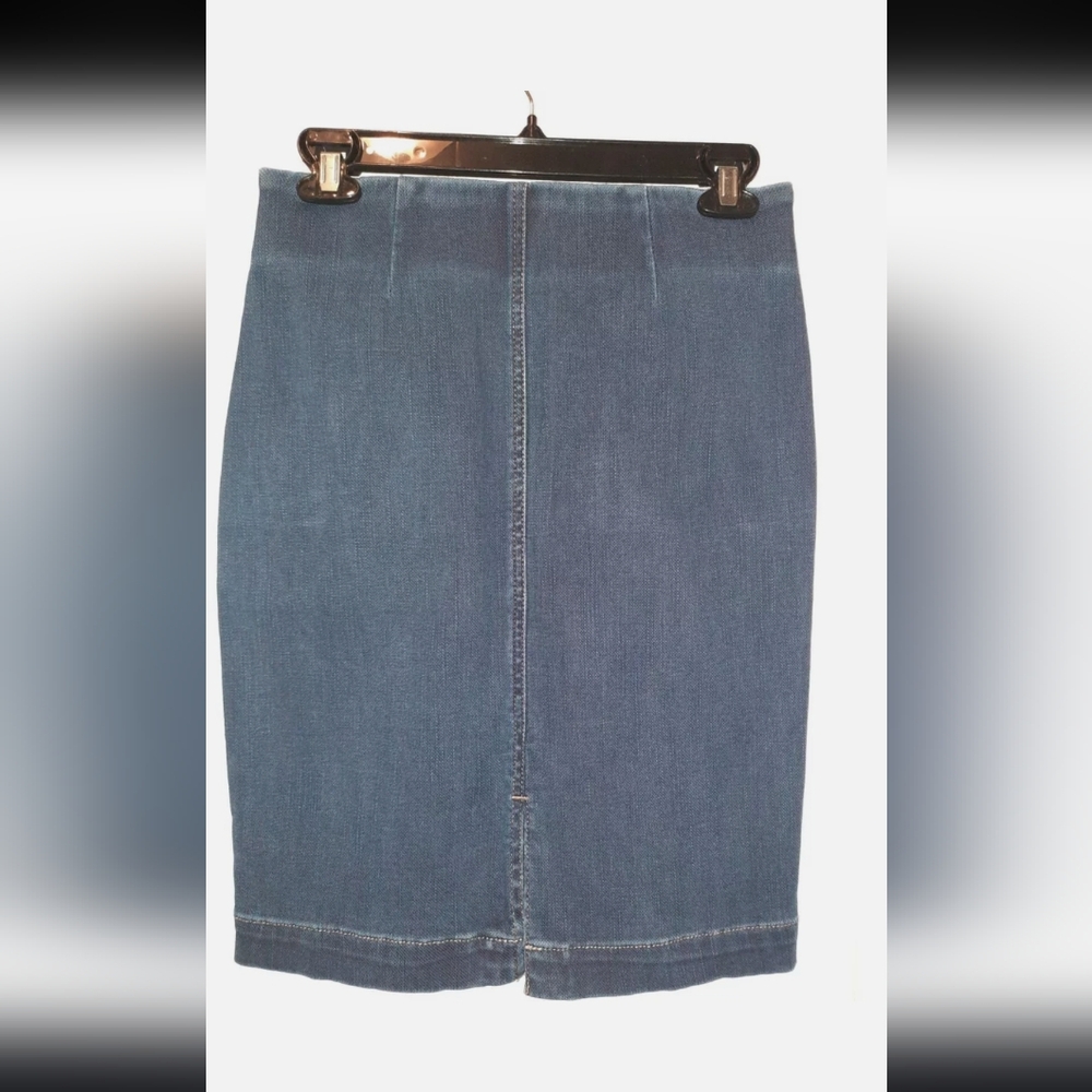Ann Taylor Loft pull on stretch skirt with pockets!!